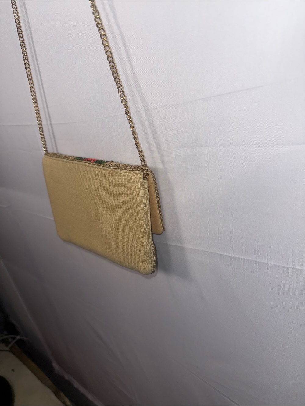Boutique Women Beaded Gold/Red/Green Bee Design Cross Body Purse NWOT - Picture 6 of 15